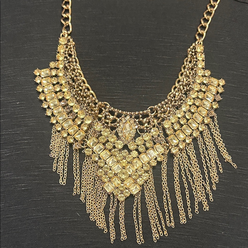 Elegant Gold Statement Necklace
